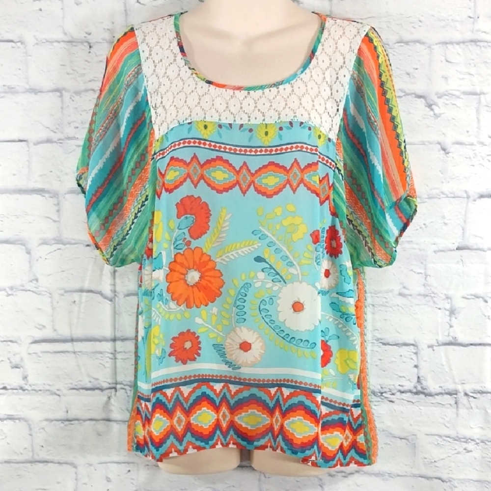 🔵BOGO FREE🔵 Figueroa & Flower Top Floral Semi Sheer Short Sleeve Sz M